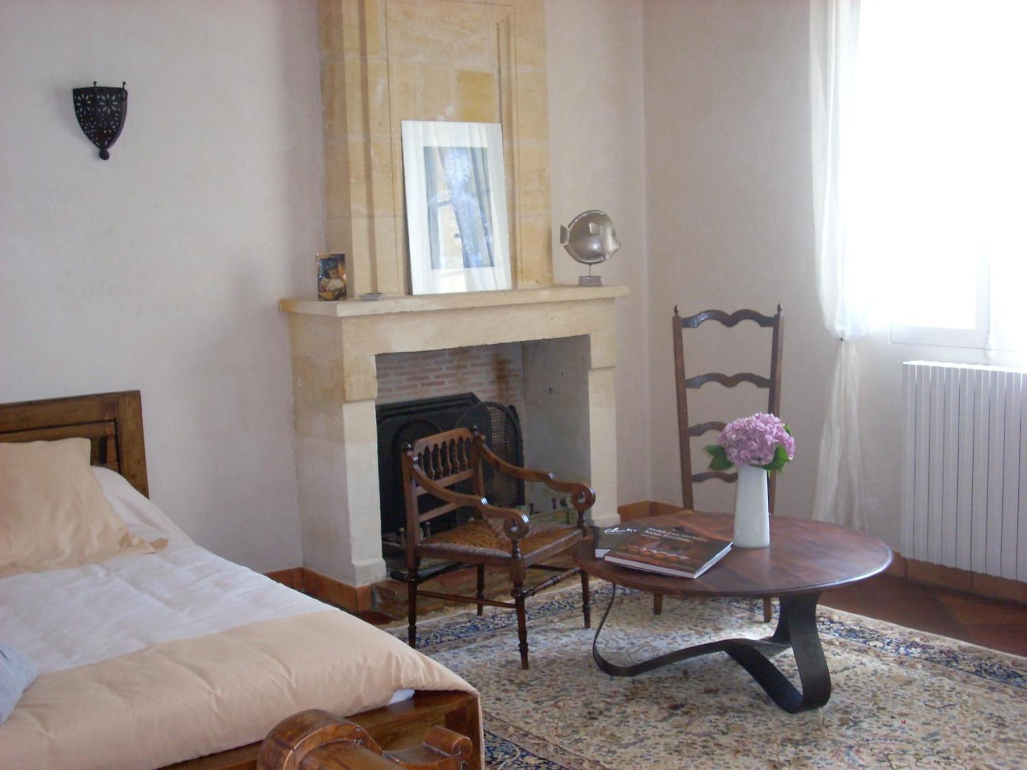Sous Les Marronniers Bed & Breakfast Petit-Palais-et-Cornemps Bagian luar foto