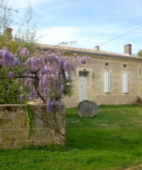 Sous Les Marronniers Bed & Breakfast Petit-Palais-et-Cornemps Bagian luar foto